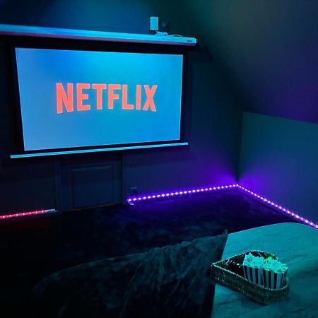 Magnifique Duplex Avec Jaccuzi, Sauna Et Cinema Room Privatif Fontenoy  Buitenkant foto