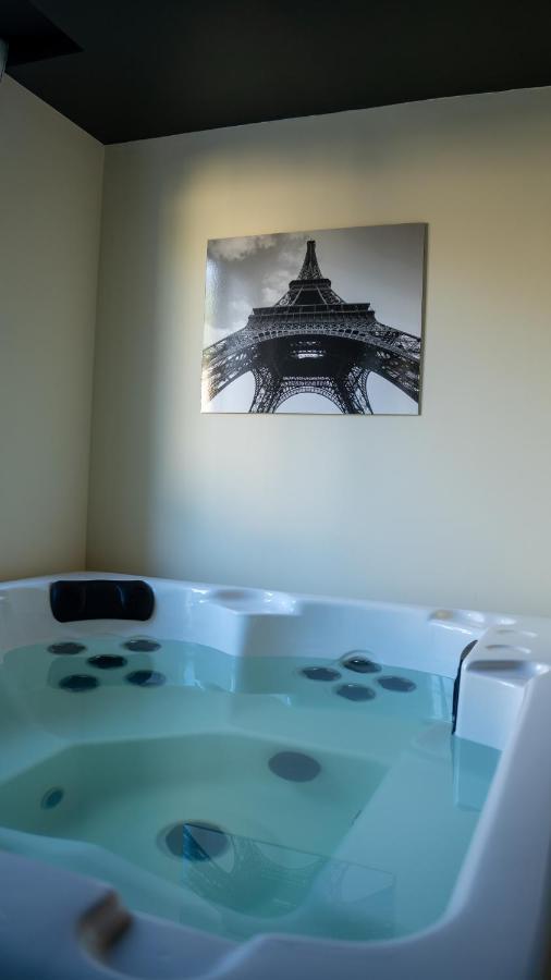 Magnifique Duplex Avec Jaccuzi, Sauna Et Cinema Room Privatif Fontenoy  Buitenkant foto